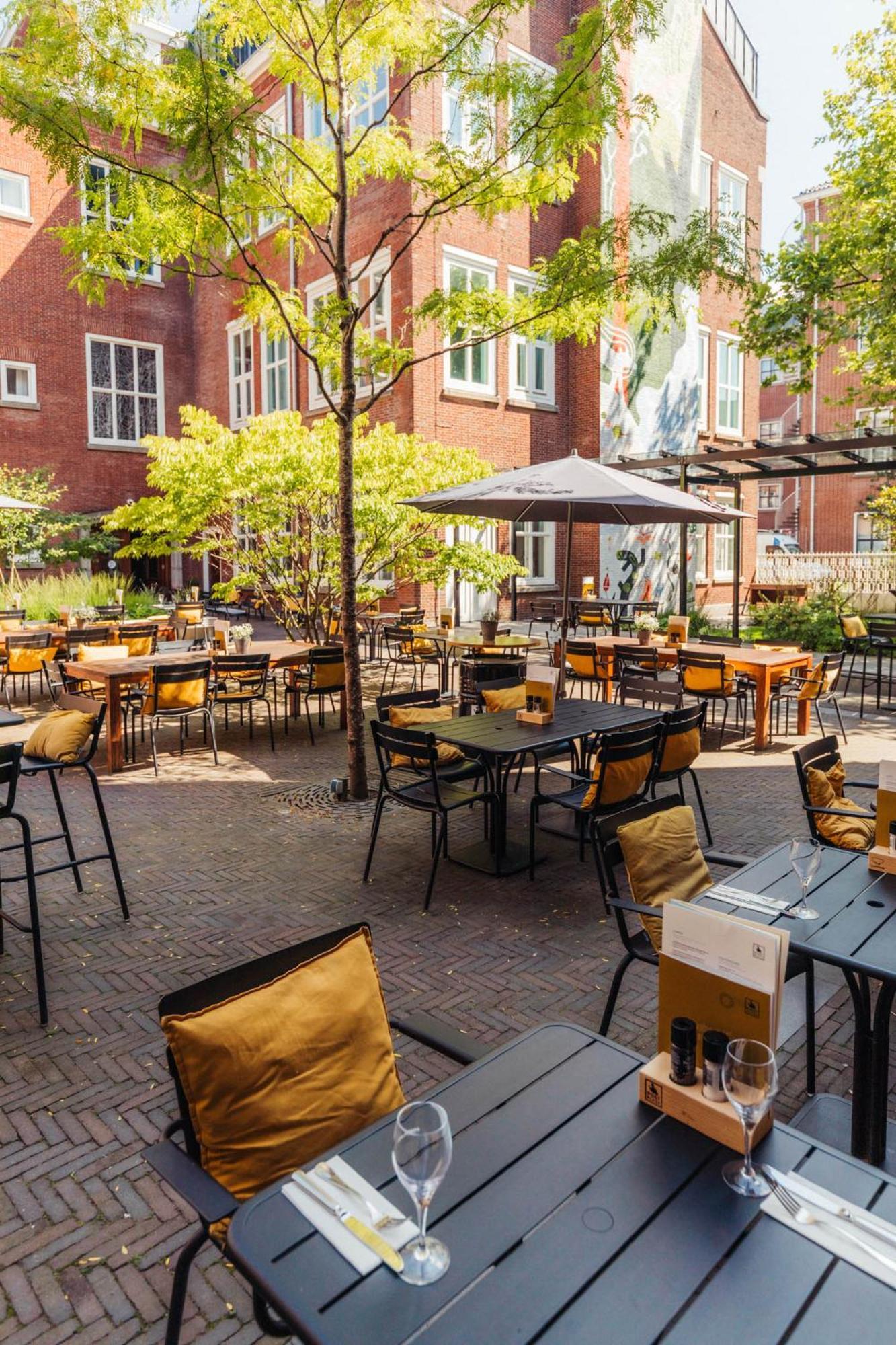 Post-Plaza Hotel & Grand Cafe لييْفاردين المظهر الخارجي الصورة